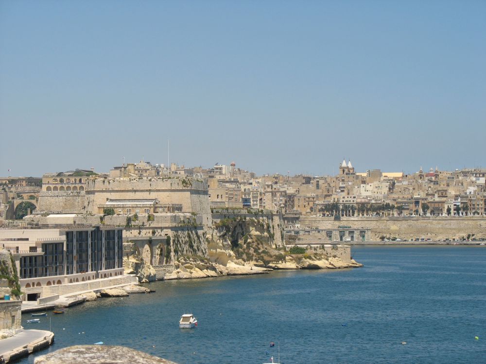The Three Cities & Wine Tasting Tour
